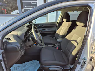 Hyundai i20 1.0 T-GDi Amplia DCT