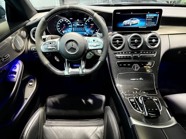 Mercedes-Benz C 63 S AMG Premium + 9G-tronic