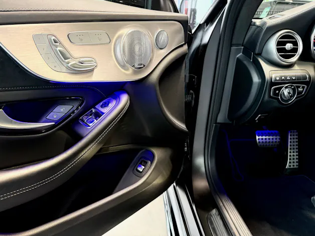 Mercedes-Benz C 63 S AMG Premium + 9G-tronic