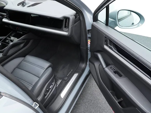 Porsche Cayenne E-Hybrid Coupé