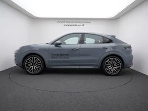 Porsche Cayenne E-Hybrid Coupé
