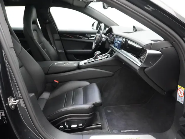 Porsche Panamera 4 E-Hybrid Sport Turismo