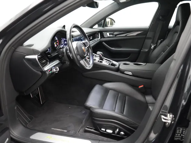 Porsche Panamera 4 E-Hybrid Sport Turismo