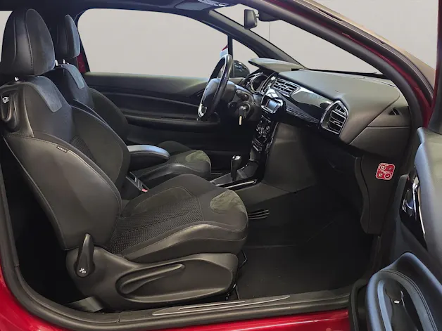 DS Automobiles AUTOMOBILES DS3 Cabrio 1.6 VTi SO Chic Automatic