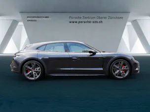 Porsche Taycan 4S Cross Turismo