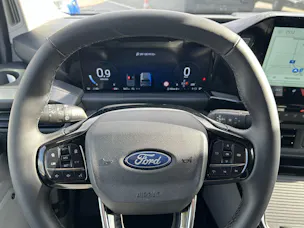 Ford Tourneo Bus 320 L1H1 Sport Automat