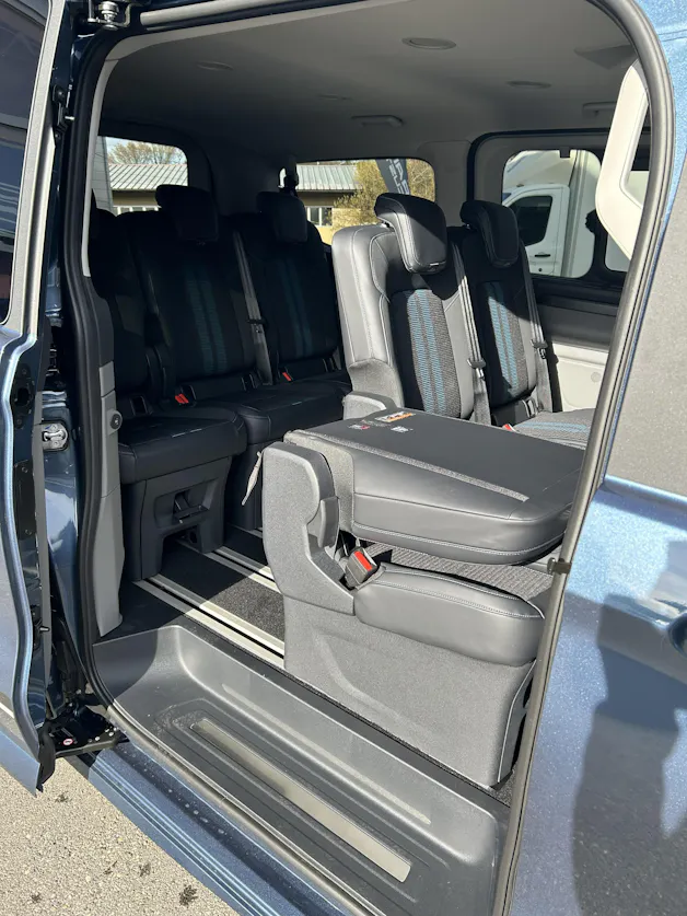 Ford Tourneo Bus 320 L1H1 Sport Automat