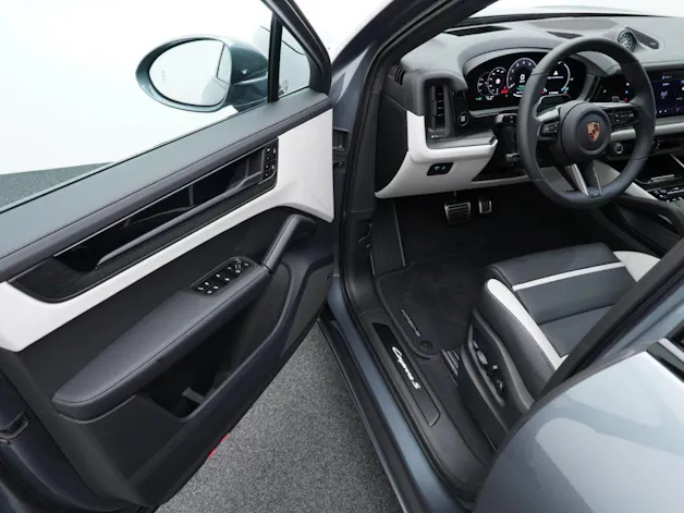 Porsche Cayenne S E-Hybrid Coupé Black Edition