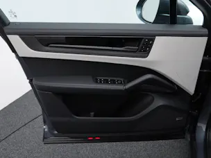 Porsche Cayenne S E-Hybrid Coupé Black Edition