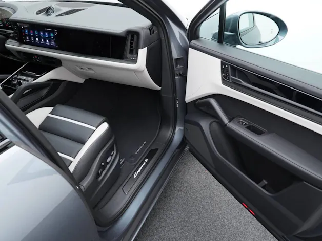 Porsche Cayenne S E-Hybrid Coupé Black Edition