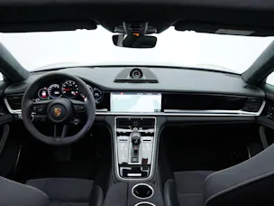 Porsche Panamera GTS Sport Turismo