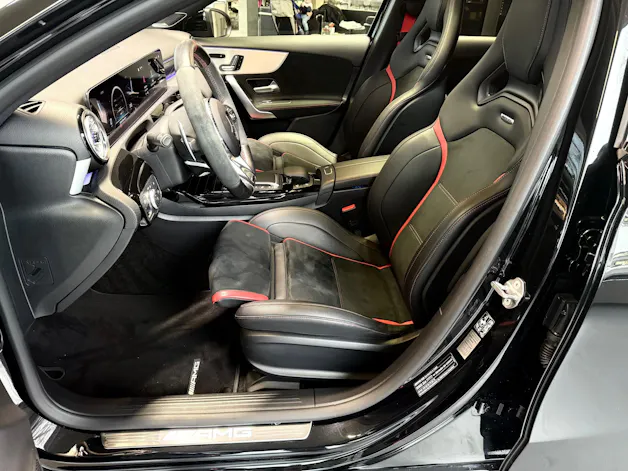 Mercedes-Benz A 45 S AMG 4Matic+ Speedshift