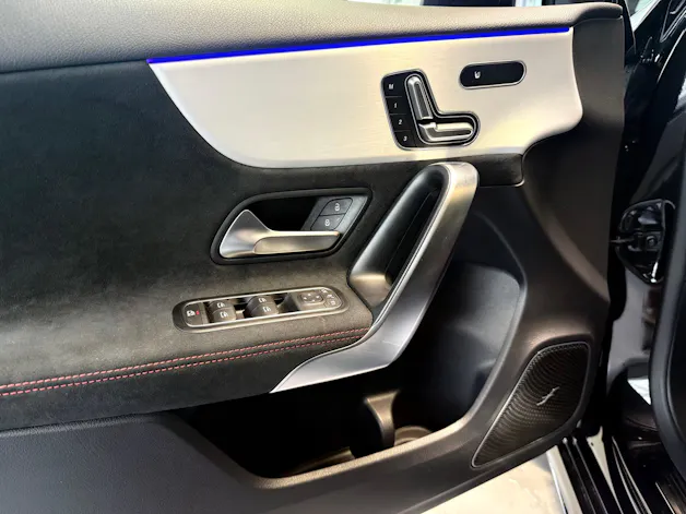 Mercedes-Benz A 45 S AMG 4Matic+ Speedshift