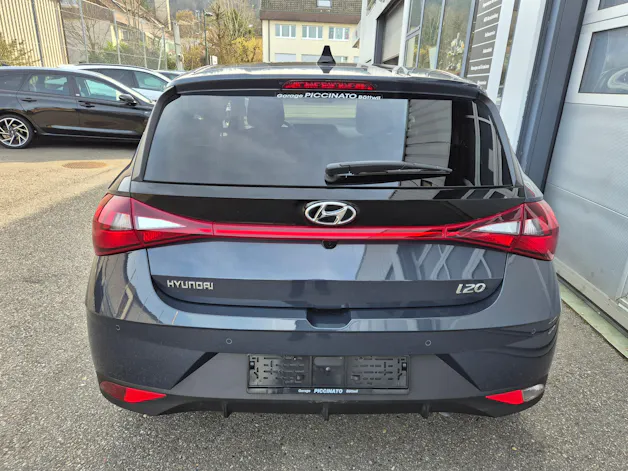 Hyundai i20 1.0 T-GDi Amplia DCT
