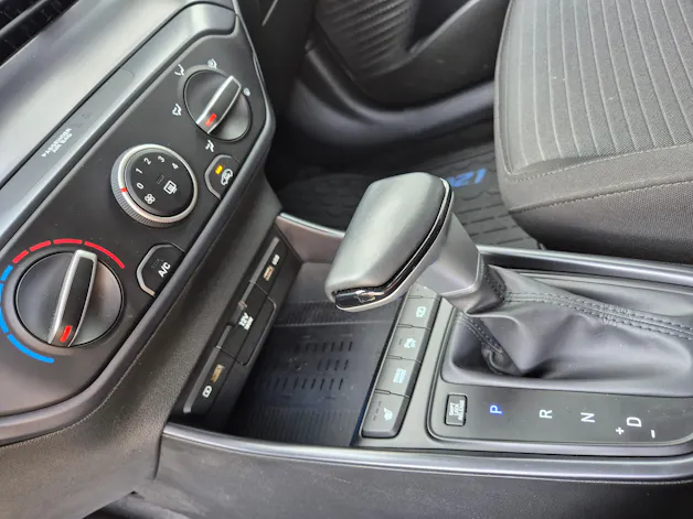 Hyundai i20 1.0 T-GDi Amplia DCT