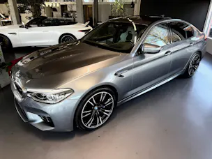 BMW M5 xDrive Drivelogic