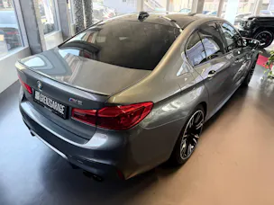 BMW M5 xDrive Drivelogic