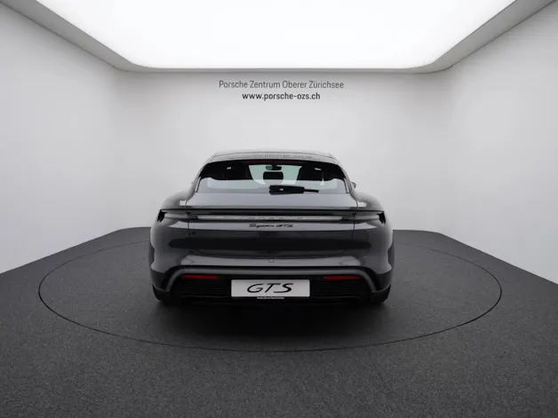 Porsche Taycan GTS Sport Turismo