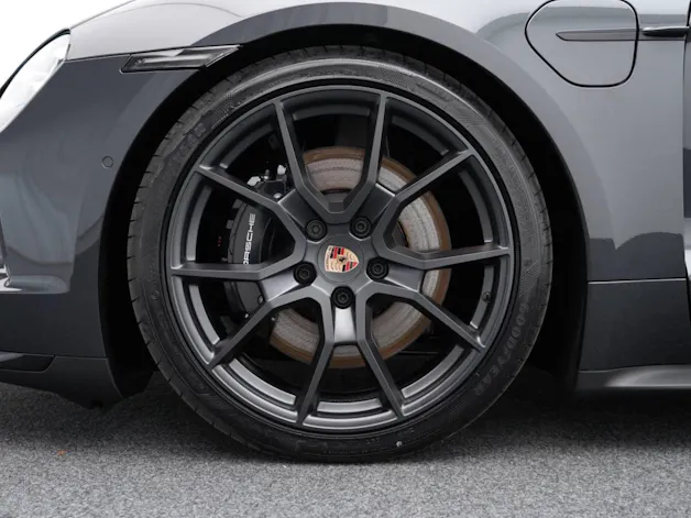 Porsche Taycan GTS Sport Turismo