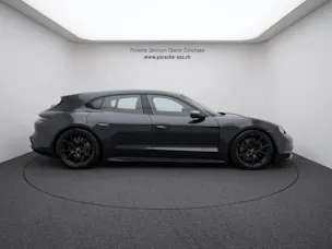 Porsche Taycan GTS Sport Turismo