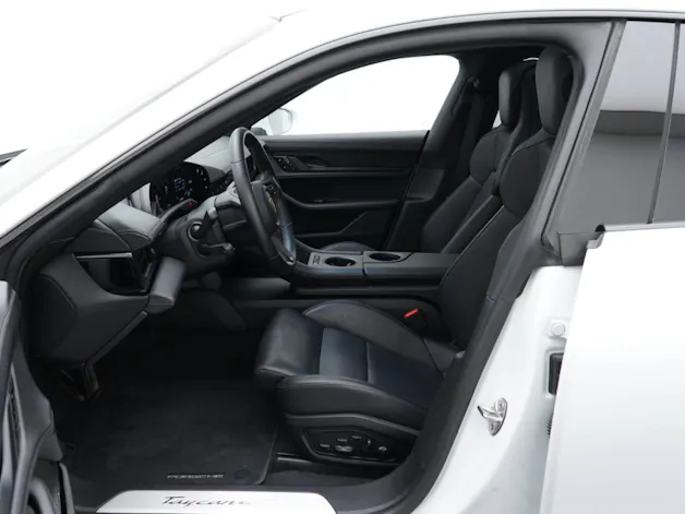 Porsche Taycan 4S