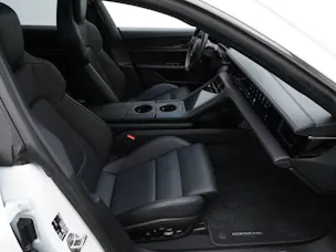 Porsche Taycan 4S