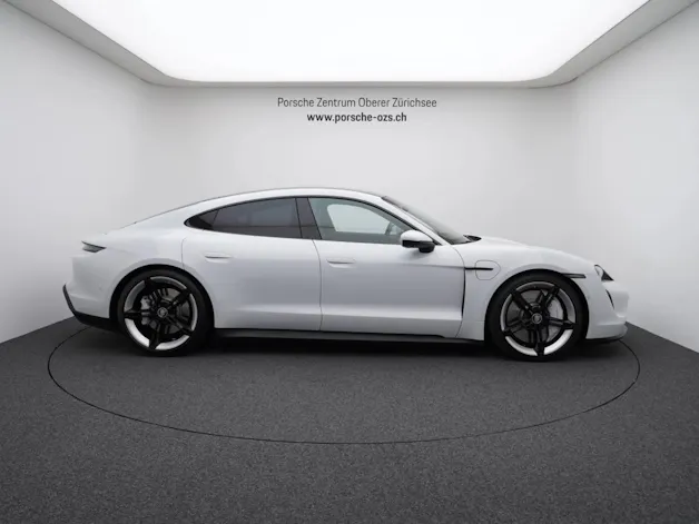 Porsche Taycan 4S