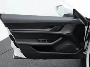 Porsche Taycan 4S