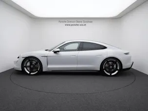 Porsche Taycan 4S