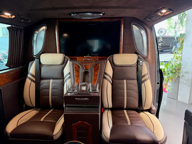 Mercedes-Benz V 250 d **MAYBACH**