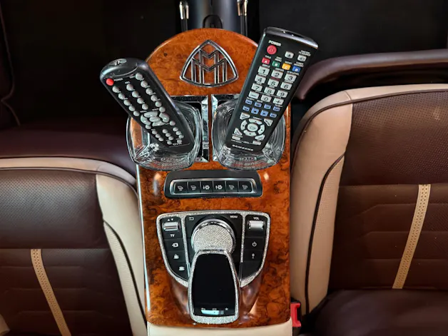 Mercedes-Benz V 250 d **MAYBACH**