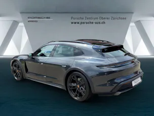 Porsche Taycan 4 Cross Turismo
