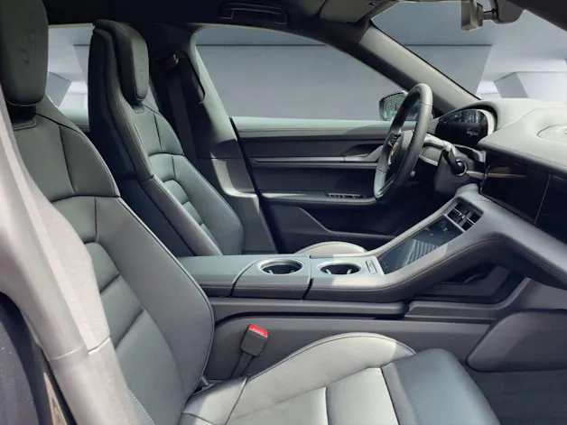 Porsche Taycan 4 Cross Turismo