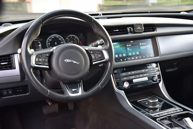 Jaguar XF Sportbrake 20d R-Sport AWD Automatic LIMITED EDITION
