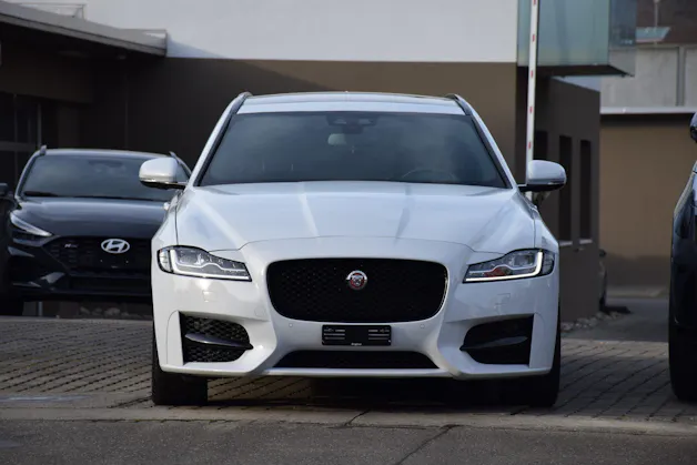 Jaguar XF Sportbrake 20d R-Sport AWD Automatic LIMITED EDITION