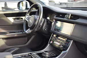Jaguar XF Sportbrake 20d R-Sport AWD Automatic LIMITED EDITION