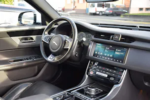 Jaguar XF Sportbrake 20d R-Sport AWD Automatic LIMITED EDITION