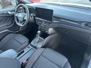 Ford Focus 1.0 MHEV ST-Line Automat