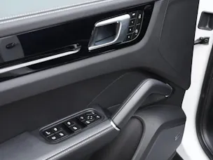 Porsche Cayenne E-Hybrid Coupé Platinum Edition