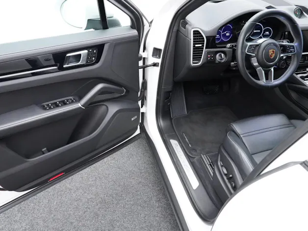 Porsche Cayenne E-Hybrid Coupé Platinum Edition