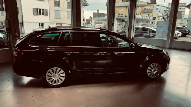 Škoda Octavia Combi 2.0 TDI Ambition DSG