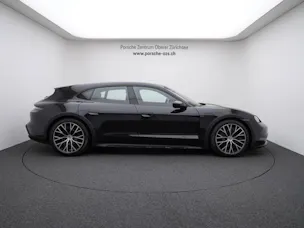 Porsche Taycan 4 Cross Turismo