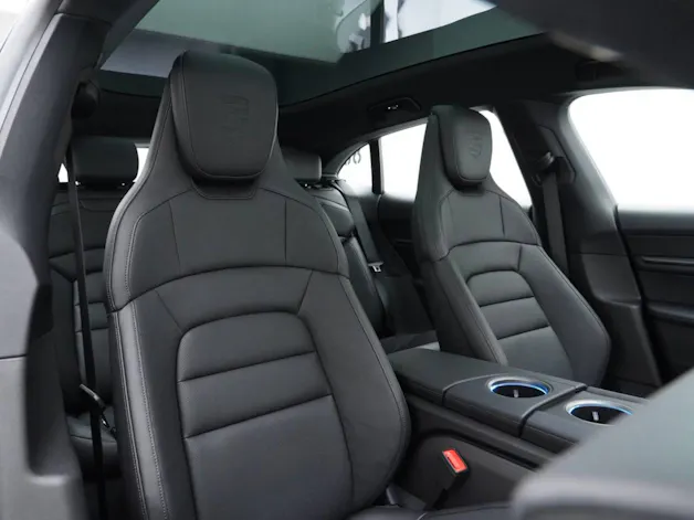 Porsche Taycan 4 Cross Turismo