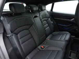 Porsche Taycan 4 Cross Turismo