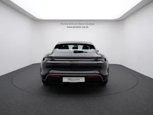 Porsche Taycan 4 Cross Turismo