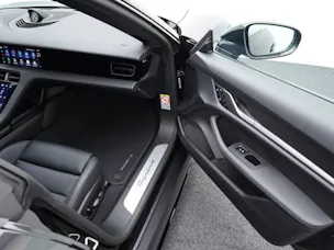 Porsche Taycan 4 Cross Turismo