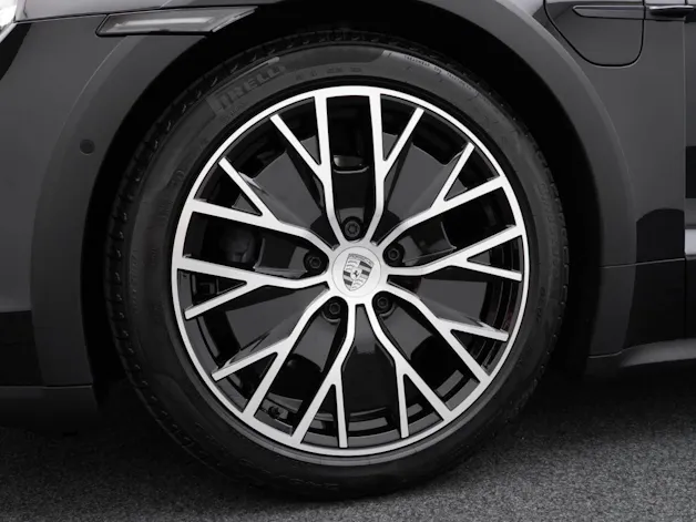 Porsche Taycan 4 Cross Turismo