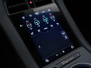 Porsche Taycan 4 Cross Turismo