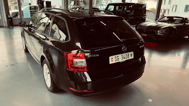 Škoda Octavia Combi 2.0 TDI Ambition DSG