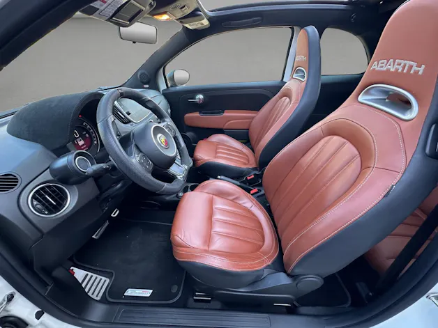 Fiat 595 1.4 16V Turbo Abarth Competizione Dualogic